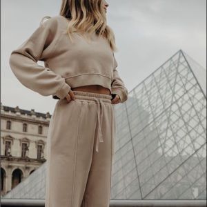 Daily Drills sweat set from the Paris collection